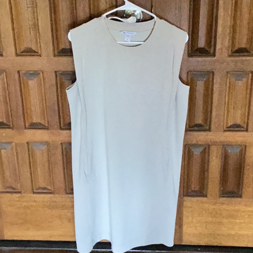 Elegant Cream Sleeveless Dress